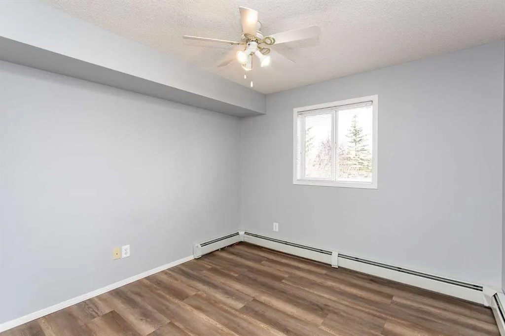 56 Carroll Crescent, #322