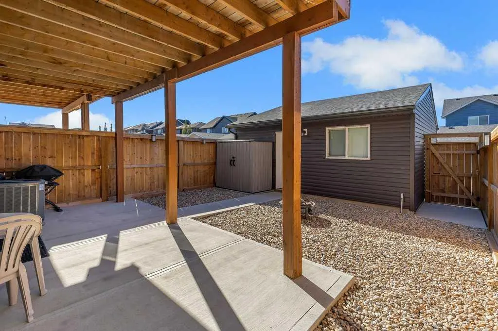 286 Carringvue Way NW