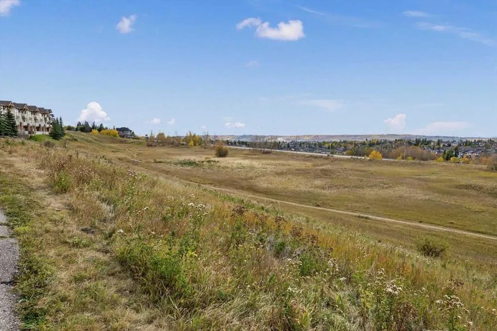 164 Rockyledge View NW, #1