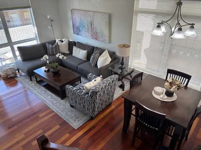 164 Rockyledge View NW, #1