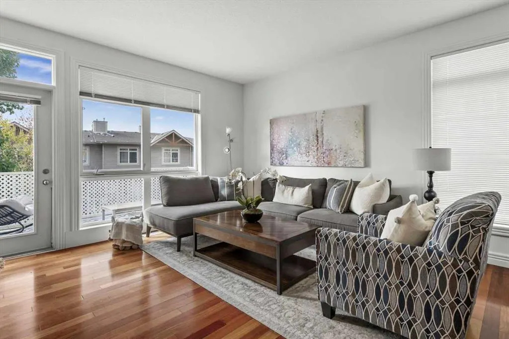 164 Rockyledge View NW, #1