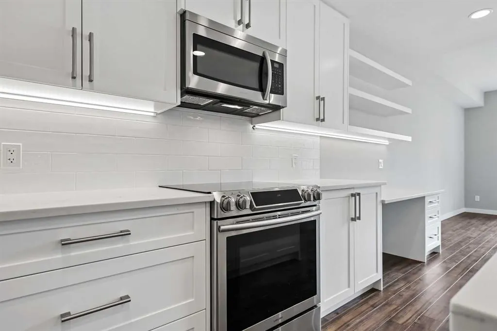 8530 8A Avenue SW, #115