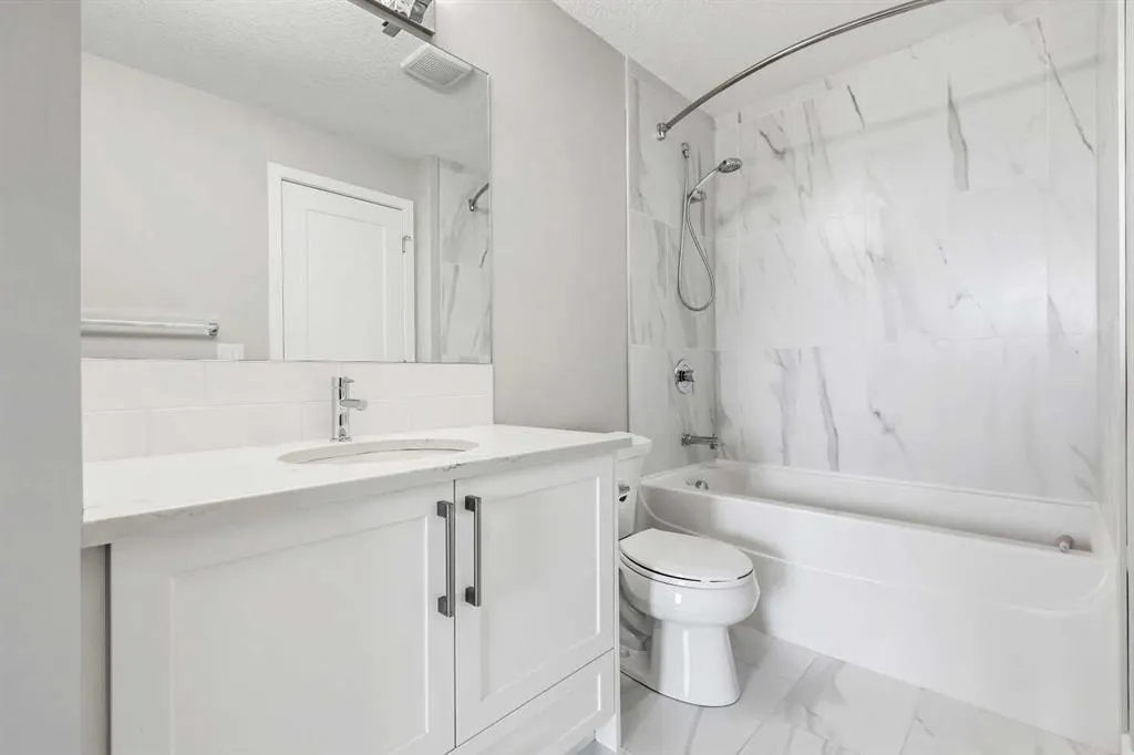 8530 8A Avenue SW, #115