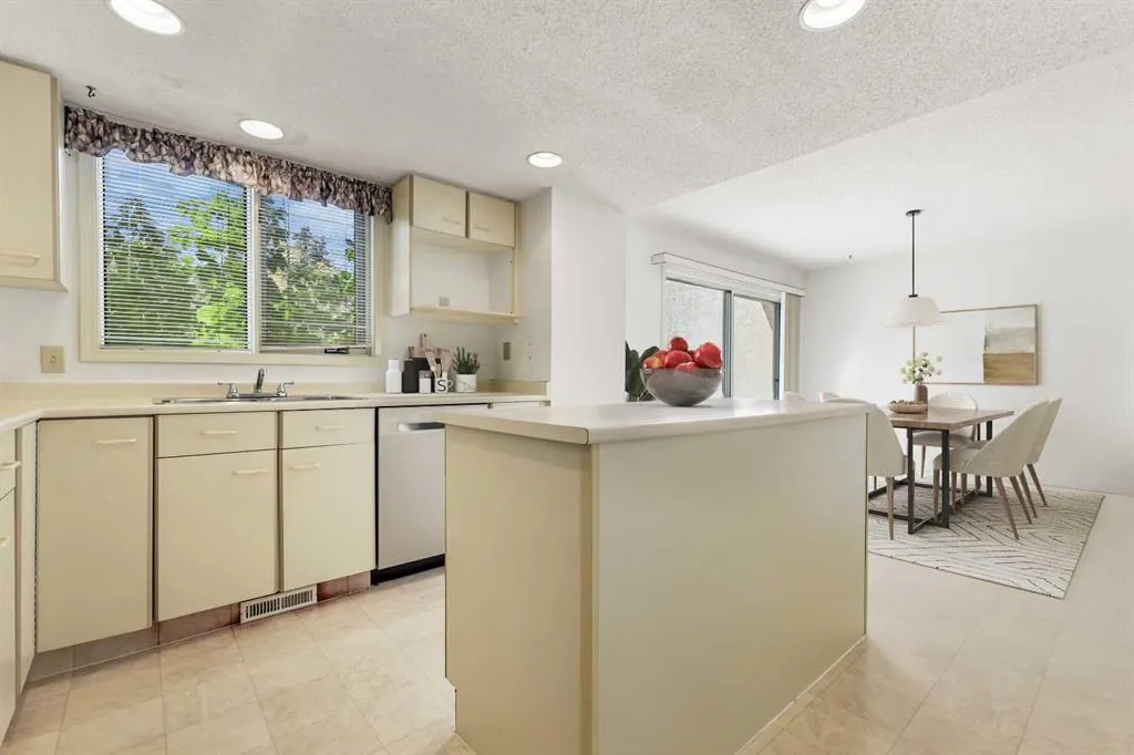 5810 Patina Drive SW, #77