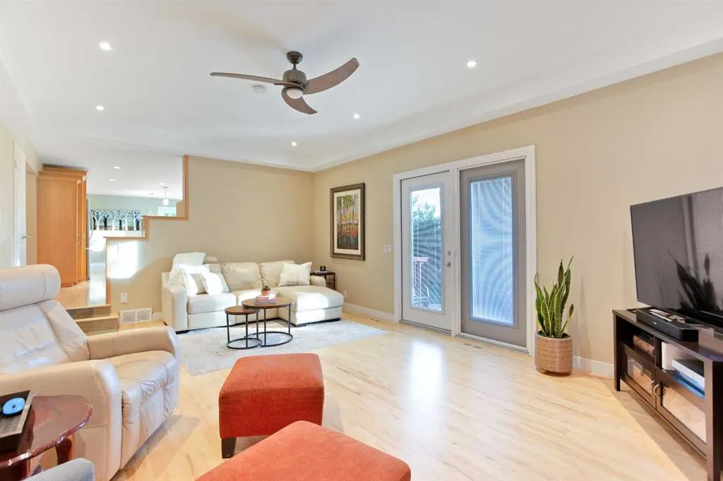 39 Canova Close SW