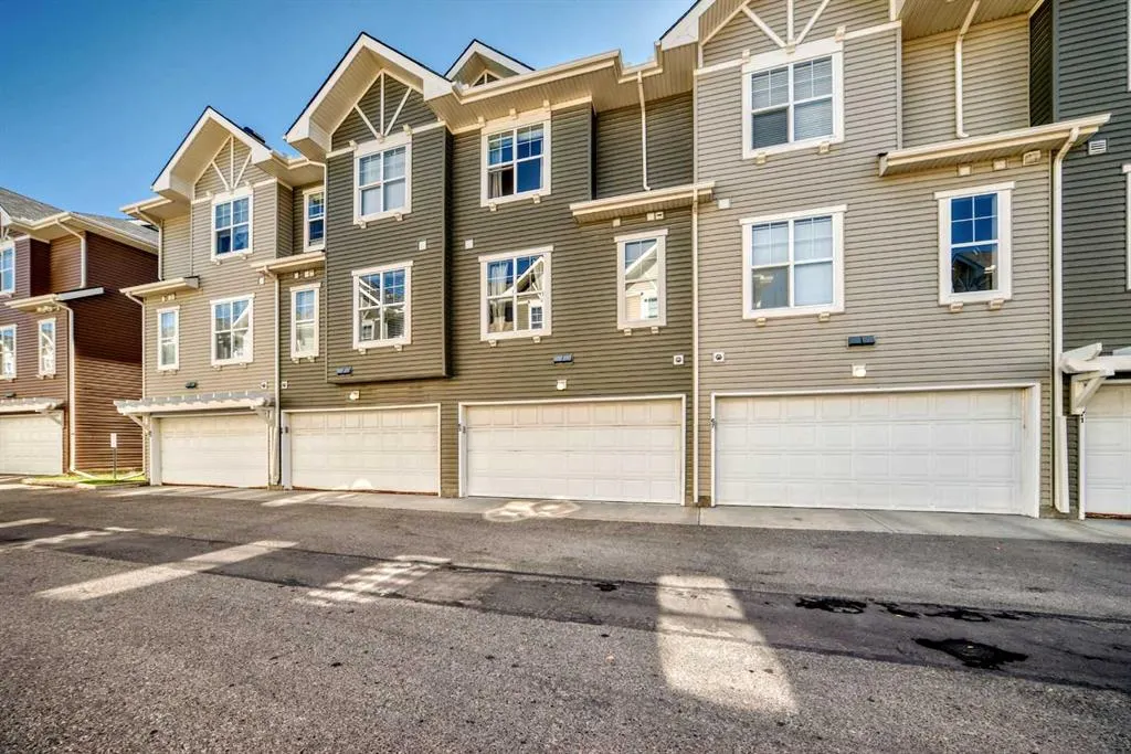 63 Toscana Gardens NW