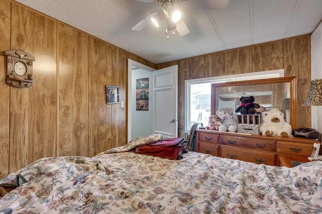 4539 Eastview Crescent