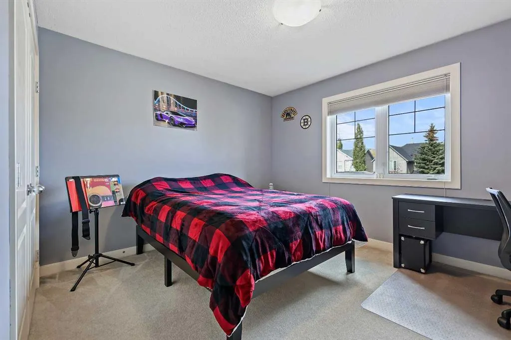 209 Discovery Ridge Way SW