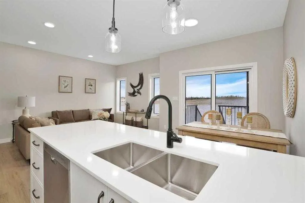 48 Concord Rise