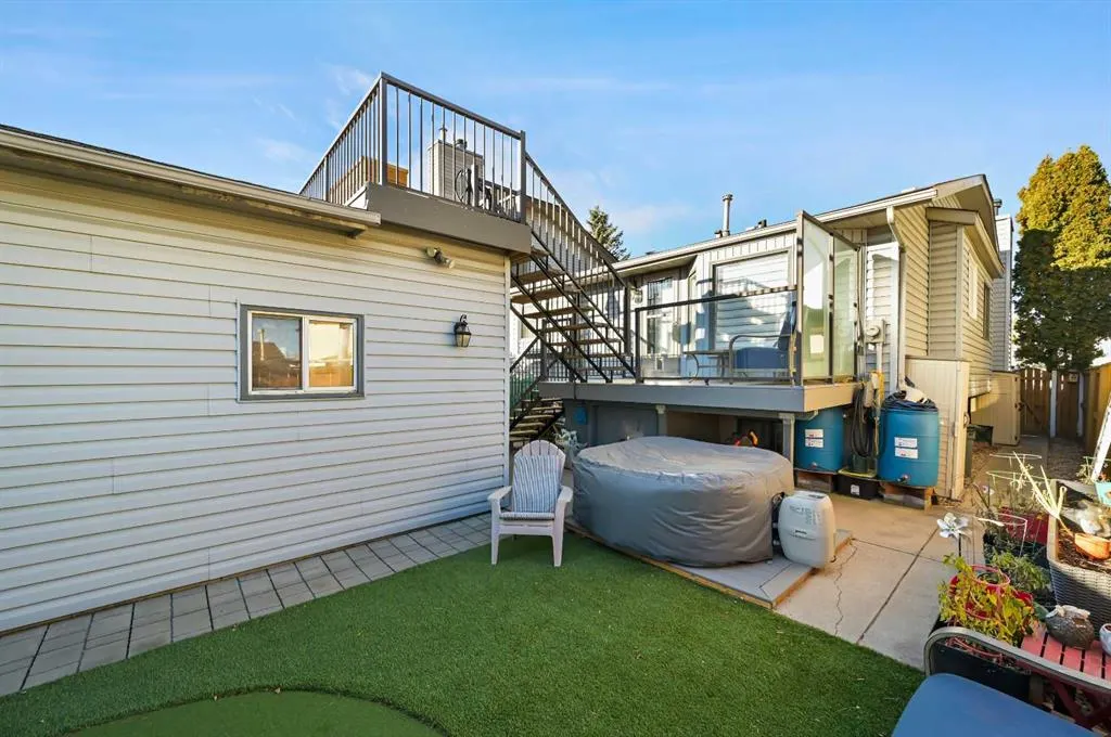 60 Ventura Road NE