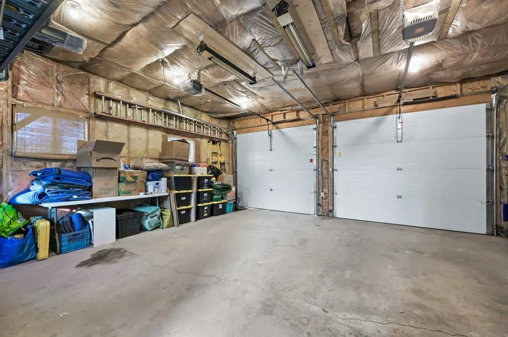 60 Ventura Road NE