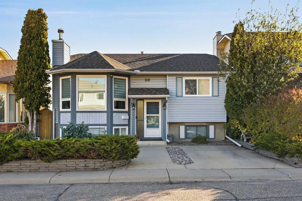 60 Ventura Road NE