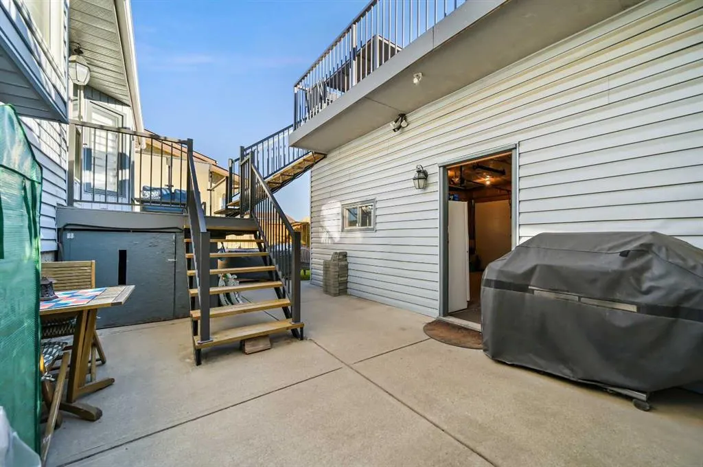 60 Ventura Road NE