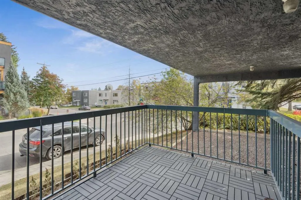 1606 34 Avenue SW, #1
