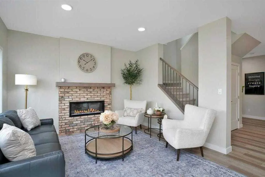 122 Norseman Close