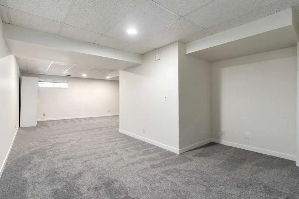 1939 25A Street SW, #4