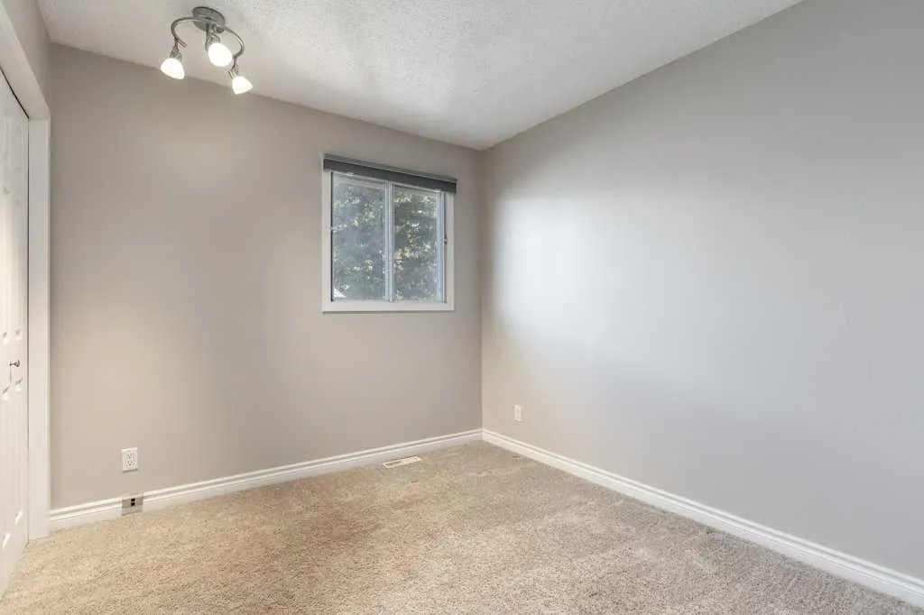 1939 25A Street SW, #4