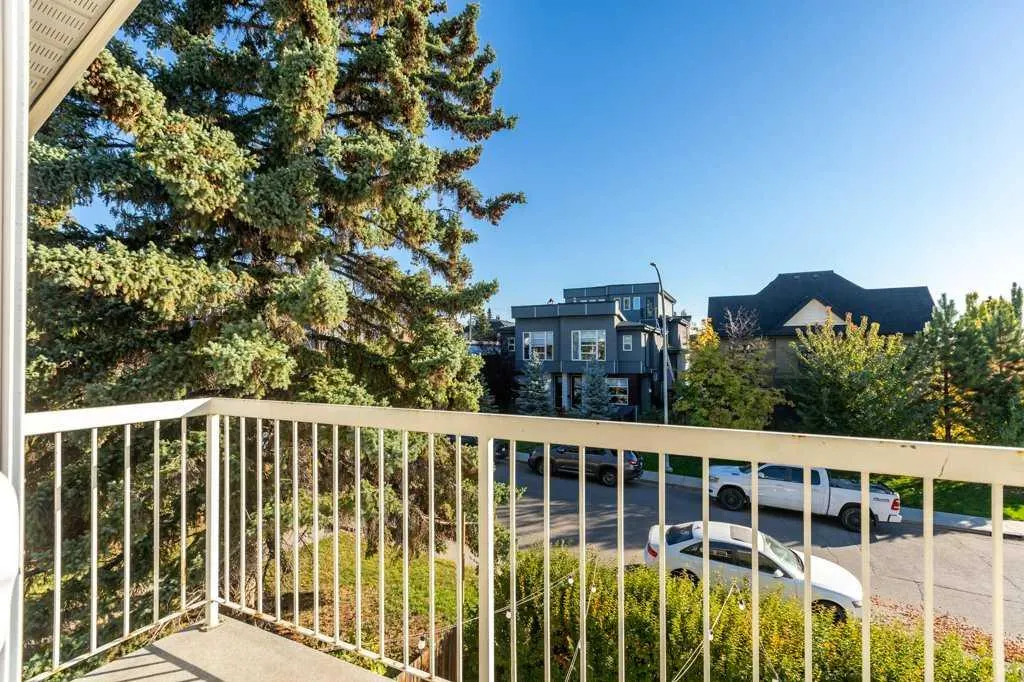1939 25A Street SW, #4