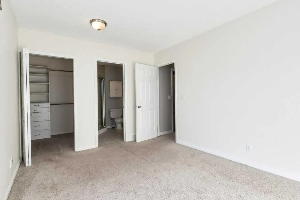 1939 25A Street SW, #4