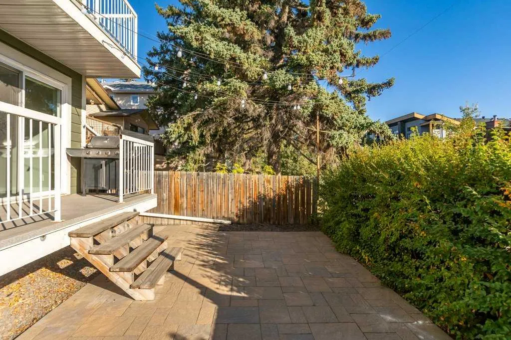 1939 25A Street SW, #4