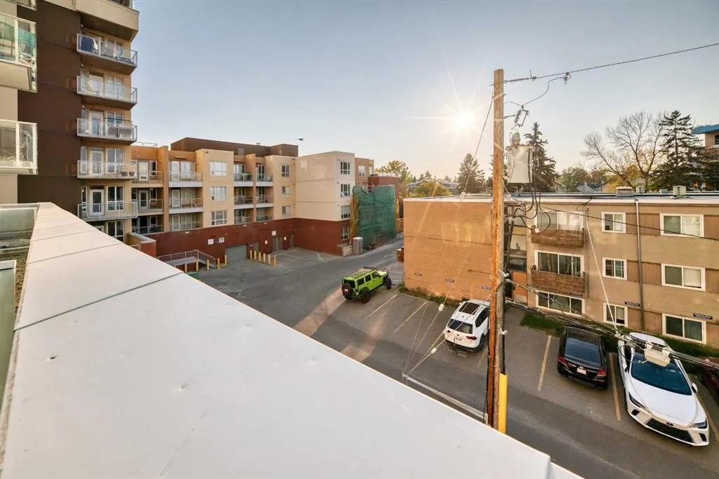 1107 Gladstone Road NW, #311