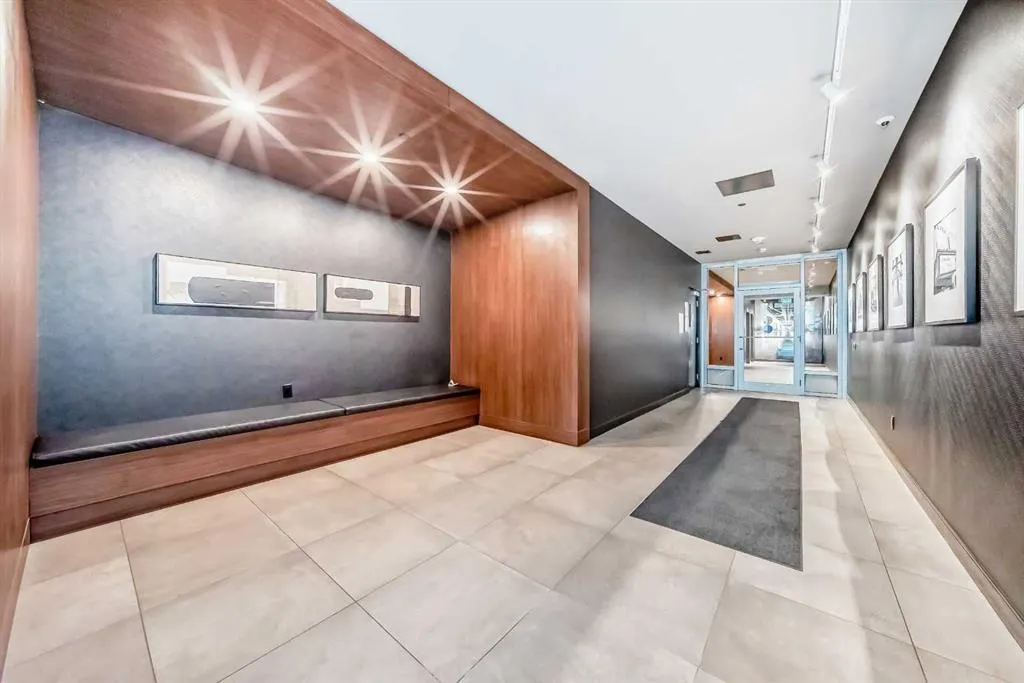 1107 Gladstone Road NW, #311