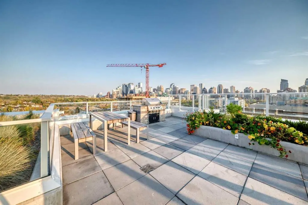 1107 Gladstone Road NW, #311