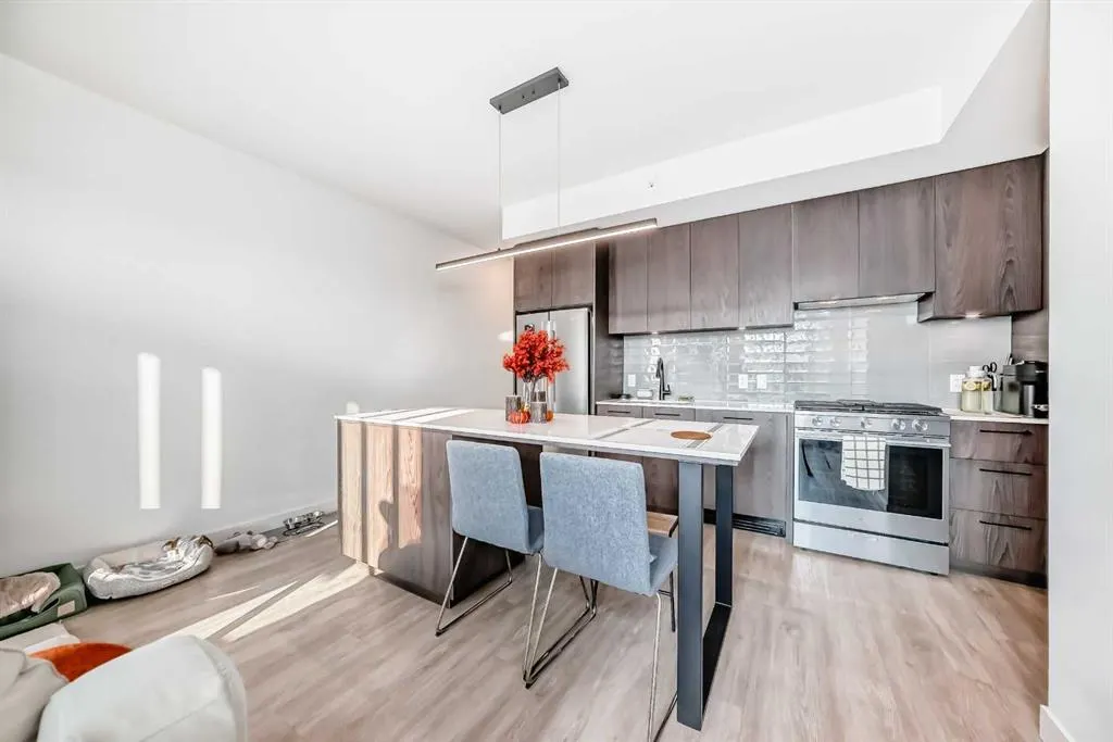 1107 Gladstone Road NW, #311