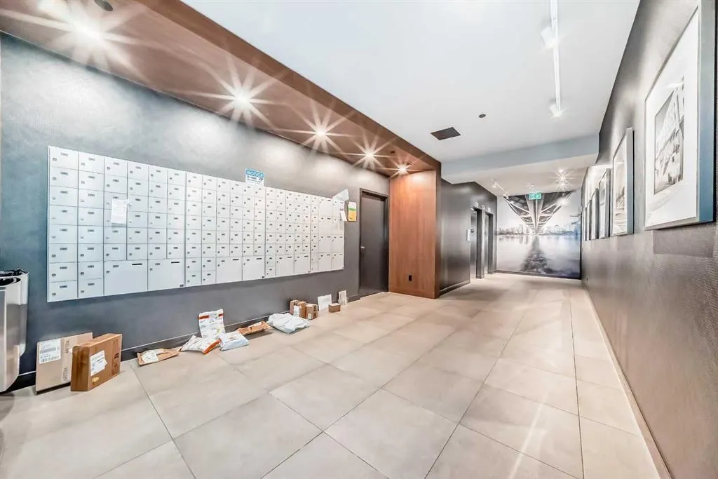 1107 Gladstone Road NW, #311