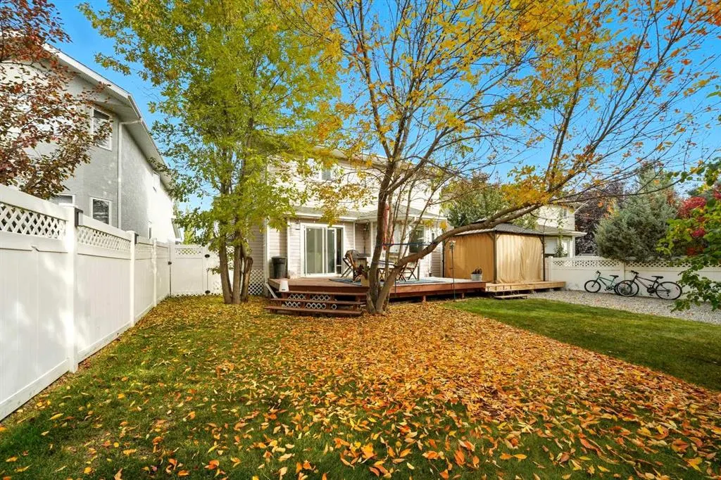 65 Asmundsen Avenue