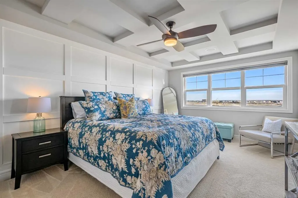 35 Mahogany Crescent SE