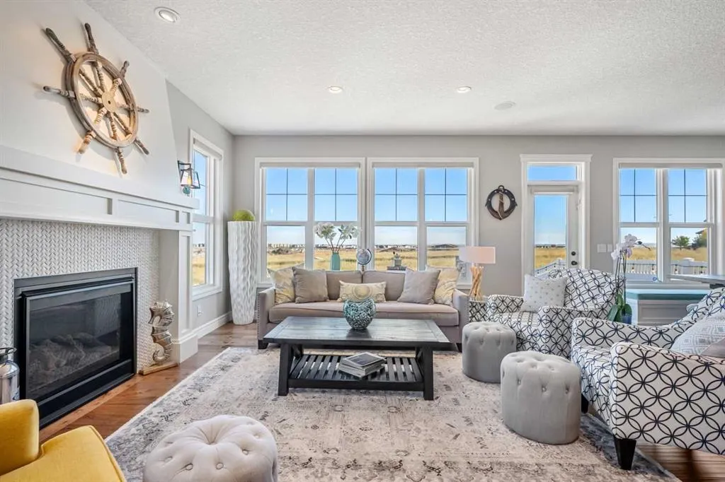 35 Mahogany Crescent SE