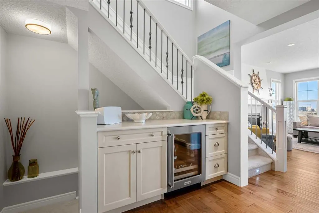 35 Mahogany Crescent SE