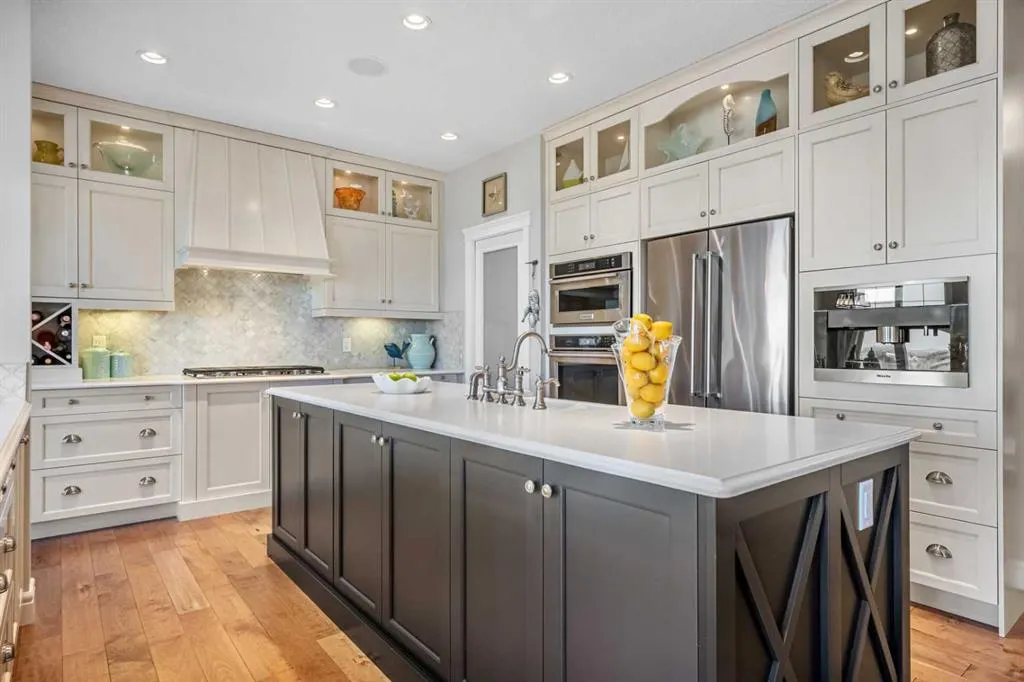 35 Mahogany Crescent SE