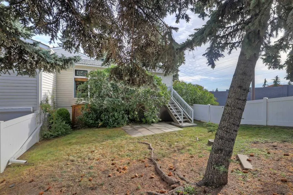 102 Sabrina Road SW