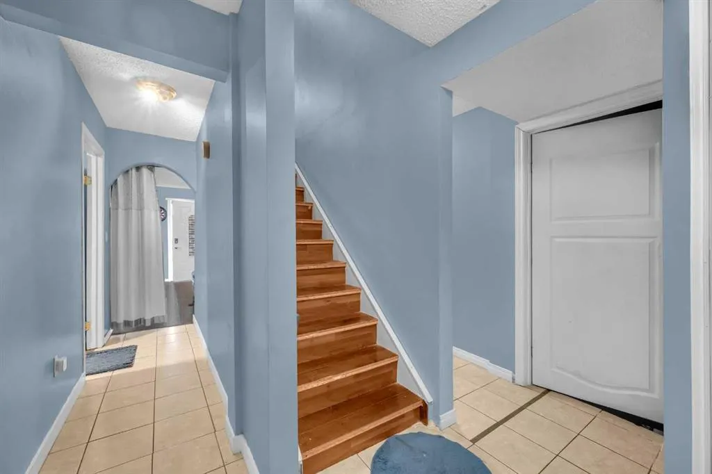 308 Taracove Estate Drive NE