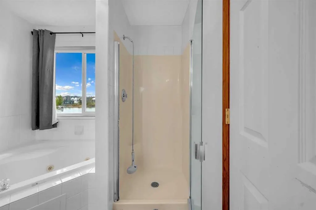 308 Taracove Estate Drive NE