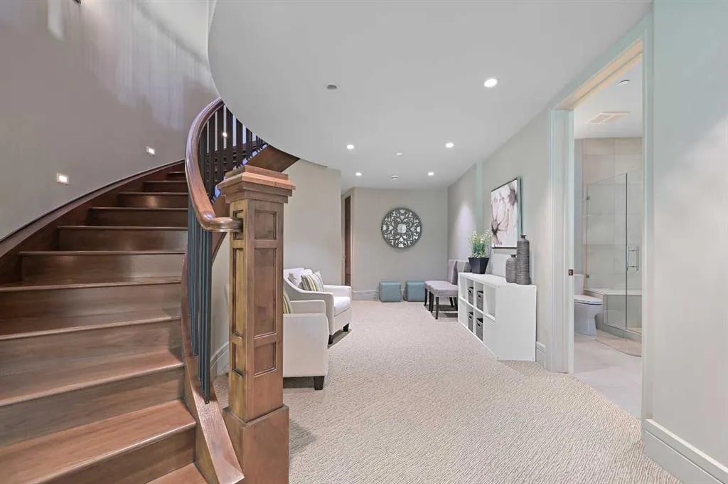 31 Spring Valley Heights SW