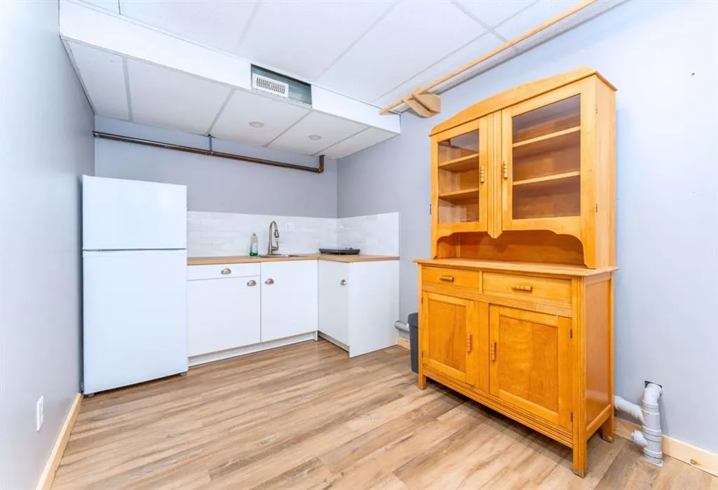 36 Windridge Road, #3