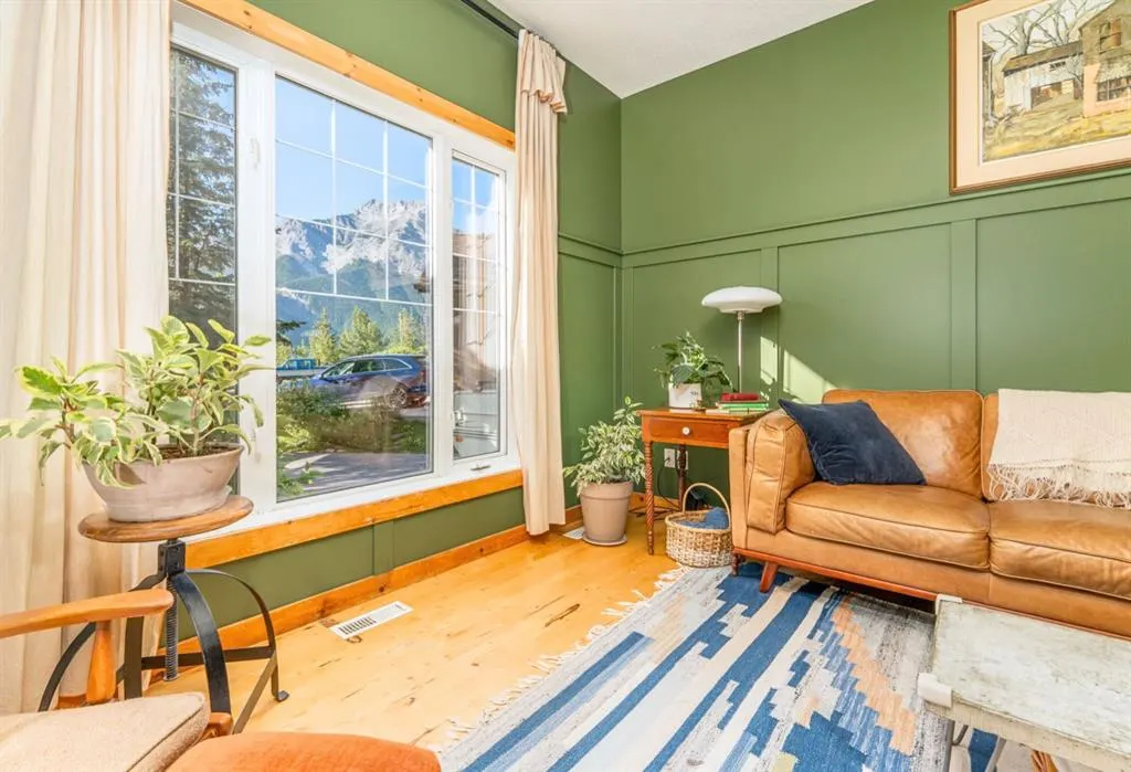 36 Windridge Road, #3