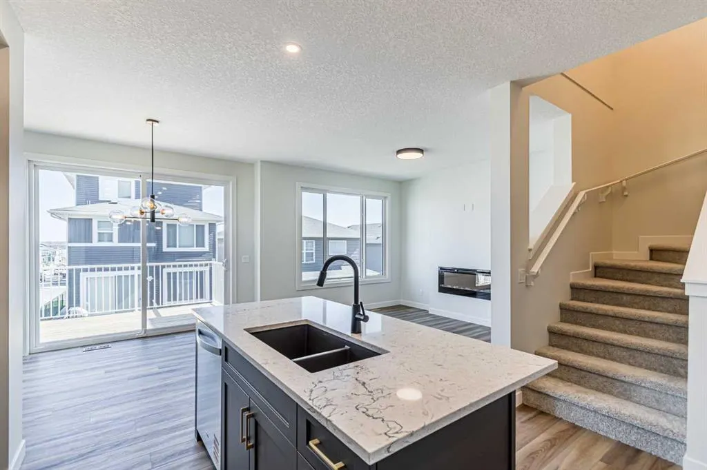 34 Amblefield Heights NW