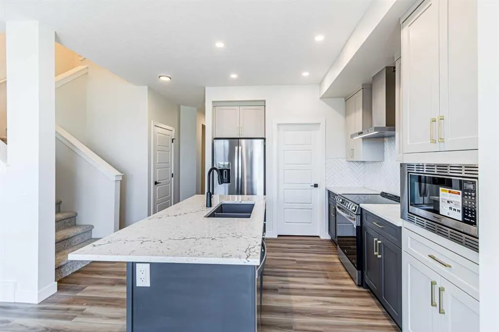 34 Amblefield Heights NW