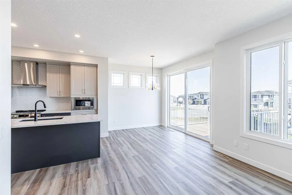 34 Amblefield Heights NW