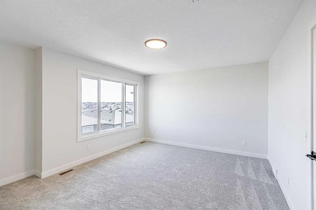 34 Amblefield Heights NW