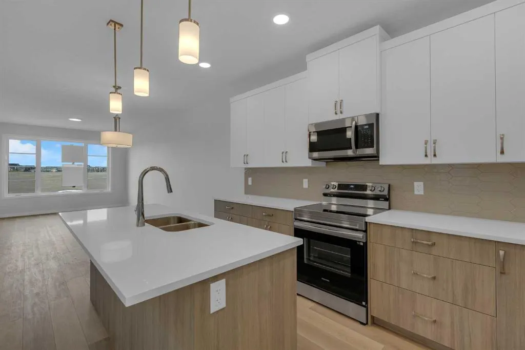 567 Carrington Boulevard NW