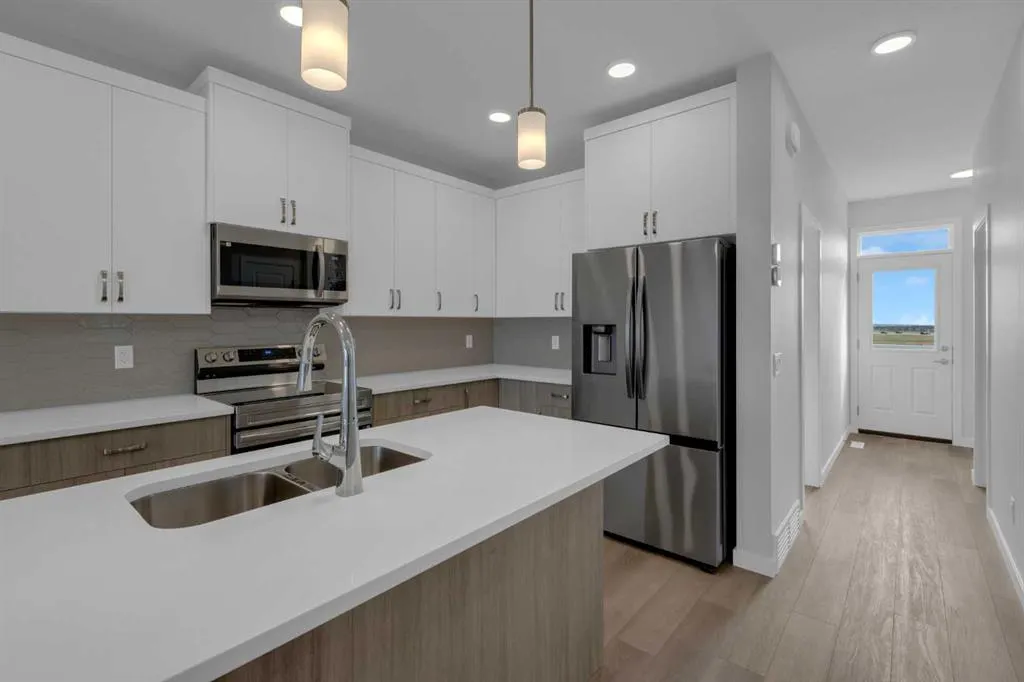 567 Carrington Boulevard NW