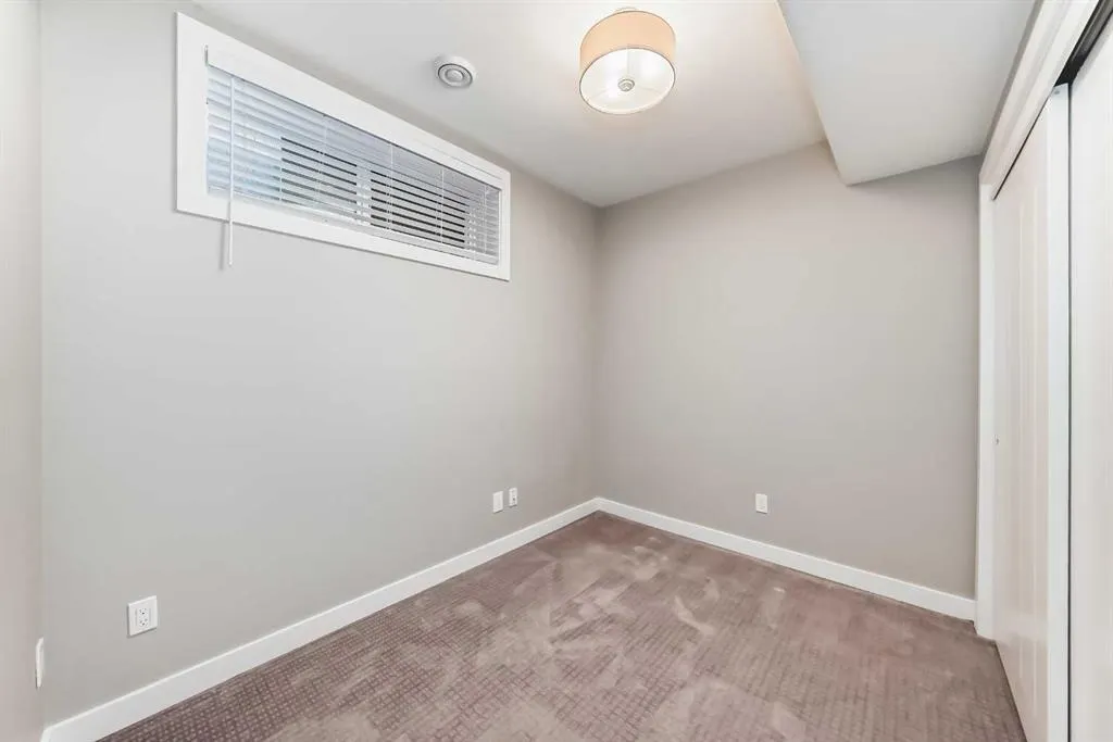 1741 36 Avenue SW, #2