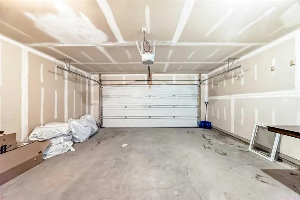 1741 36 Avenue SW, #2