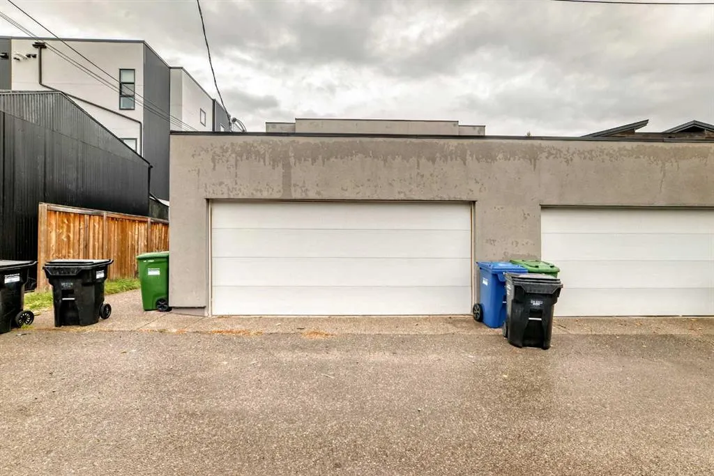 1741 36 Avenue SW, #2