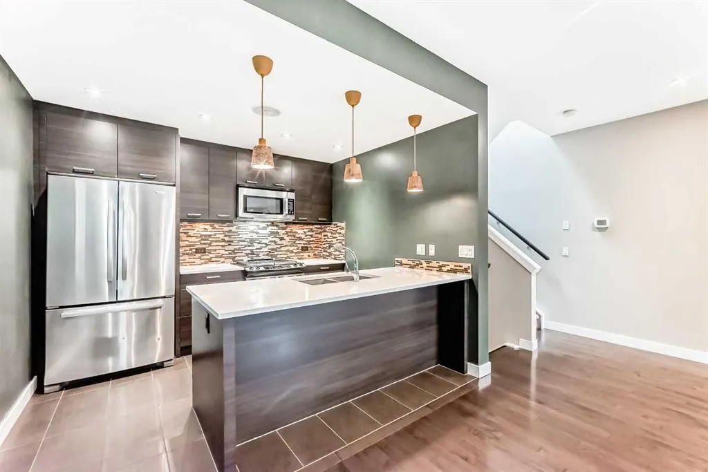 1741 36 Avenue SW, #2